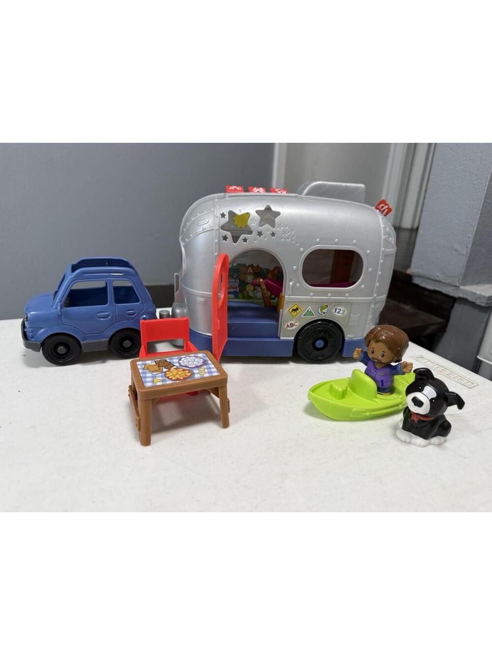 Fisher Price Little People Light-Up Learning Camper RV Kayak Car Playset Works - Picture 6 of 12